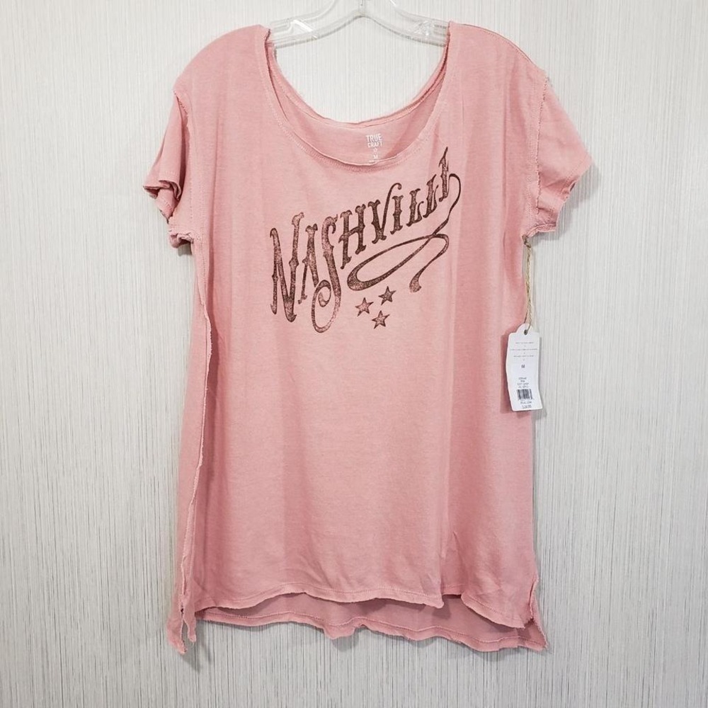 True Craft NWT pink Nashville short sleeve graphic raw edging shirt woman size M